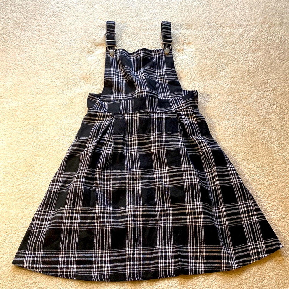 Black & White short plaid dress